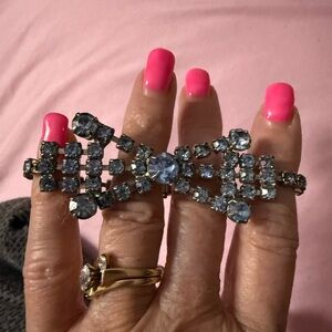 Vintage Women’s Blue Rhinestone Bow Bracelet 6.5” safety clasp elegant